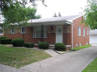 27056 E Pleasant Ridge St, Dearborn Heights, MI 48127