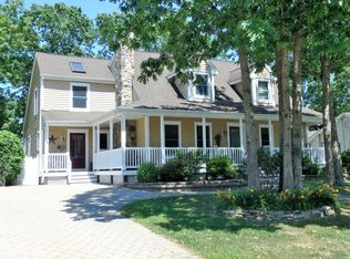 213 Serpent Ln, Manahawkin, NJ