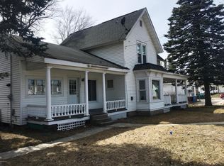 105 E Church Ave, Reed City, MI 49677