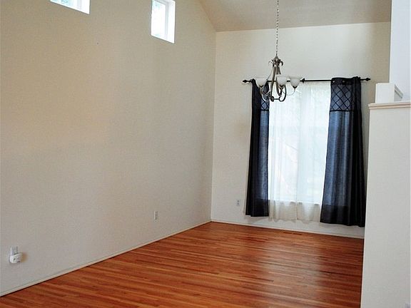 4th image of 13221 164th Street Ct E