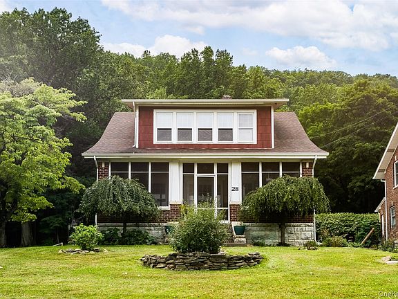 2nd image of 28 Hillside Avenue