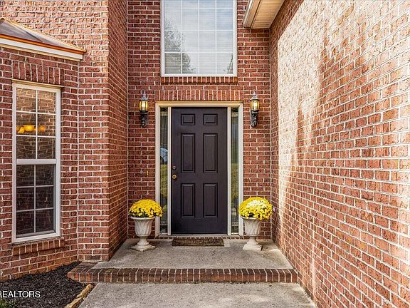 5th image of 1607 Meadow Chase Ln