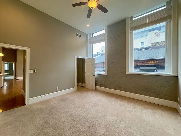 Apartment Units in Downtown, Baltimore, MD! — Photo 23