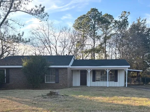 3238 Elsberry Rd, Montgomery, AL 36116