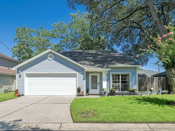 974 Pacific Silver Ct, Fort Walton Beach, FL 32547