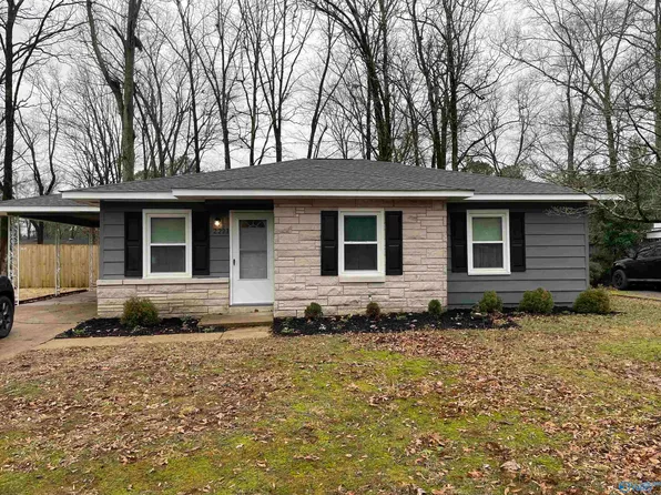 2221 11th St SE, Decatur, AL 35601