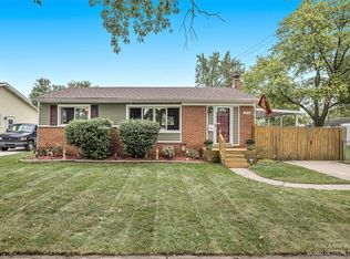 1379 Parkwood Ave, Ypsilanti, MI 48198