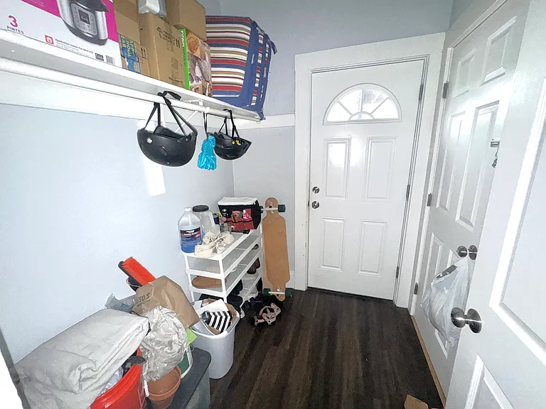 12 Curtis St #1 — Photo 11