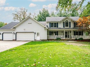 38720 Bell Rd, Willoughby, OH 44094