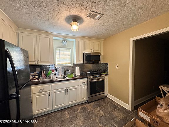 5th image of 3632 Bailey Ave