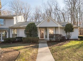 2408 Timber Oaks Rd #2408, Edison, NJ 08820