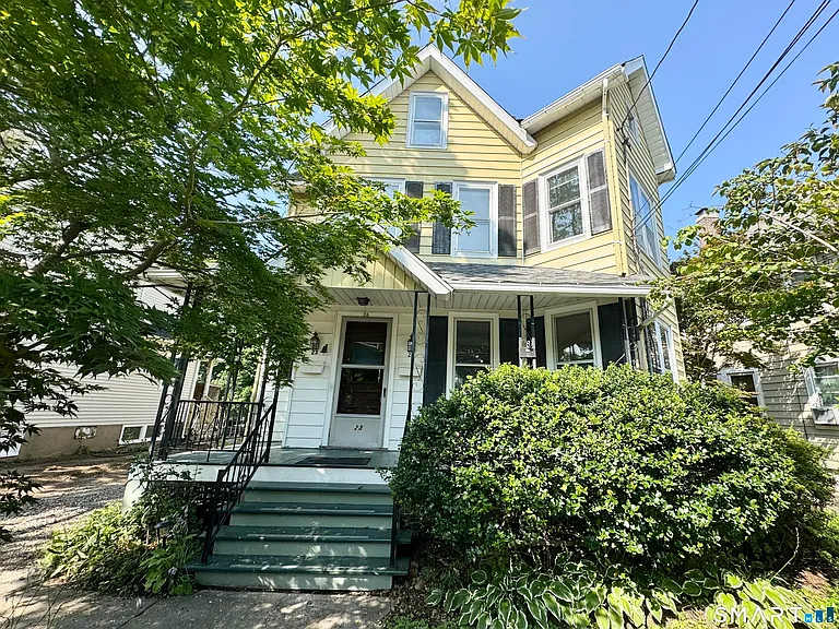 23 Quintard Ave #A — Photo 1