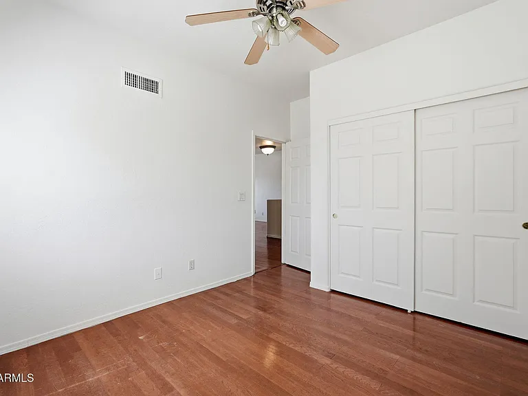 1026 W Libra Dr — Photo 25