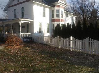 940 River Rd, Youngstown, NY 14174