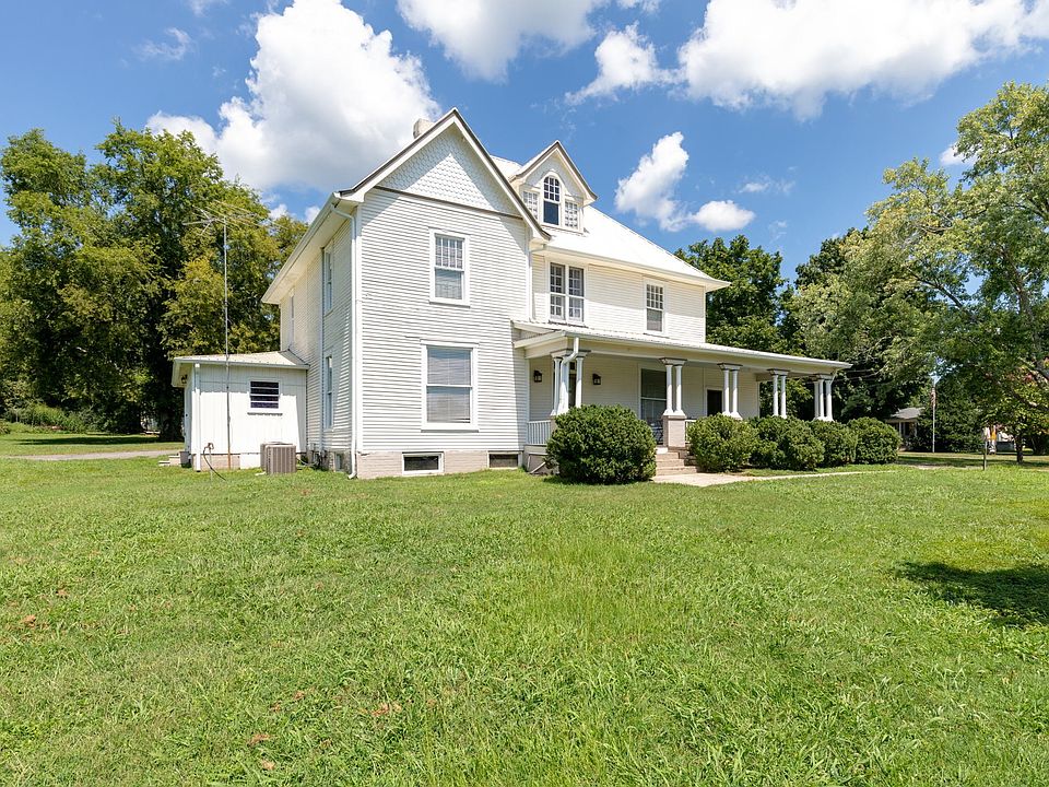 211 Cumberland St, Bell Buckle, TN 37020 MLS 2433149 Zillow