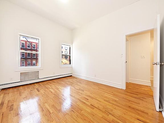 4th image of 379 3rd Ave APT 3W