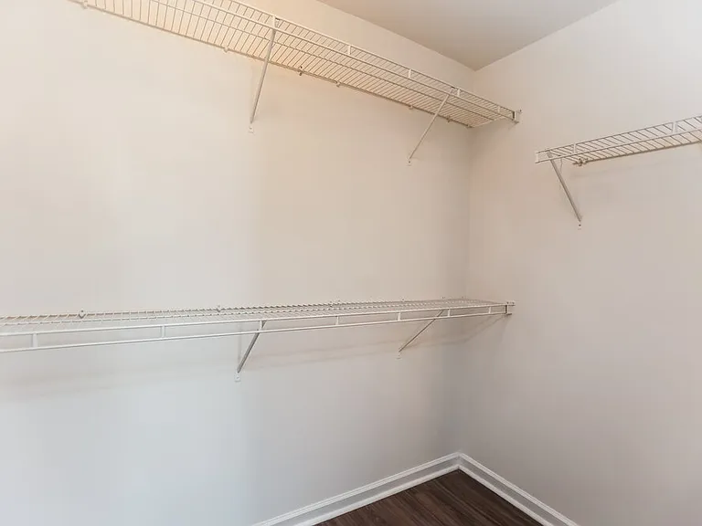 2044 Lakeshore Overlook Dr NW — Photo 13