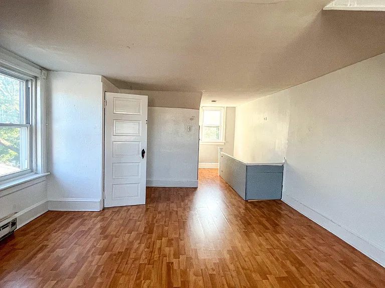 151 Joan Ter — Photo 13
