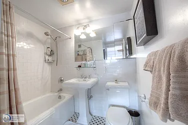 Rented by Metropolitan Property Group