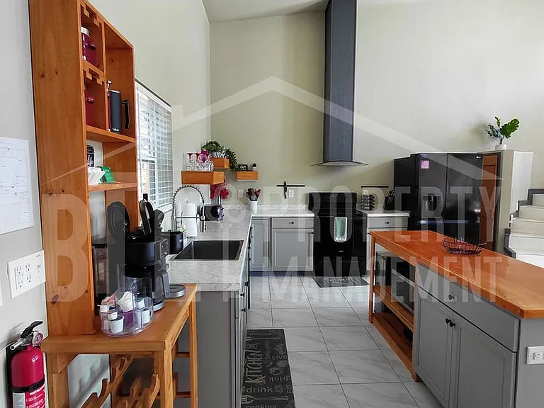 510 Chisholm Trl — Photo 3