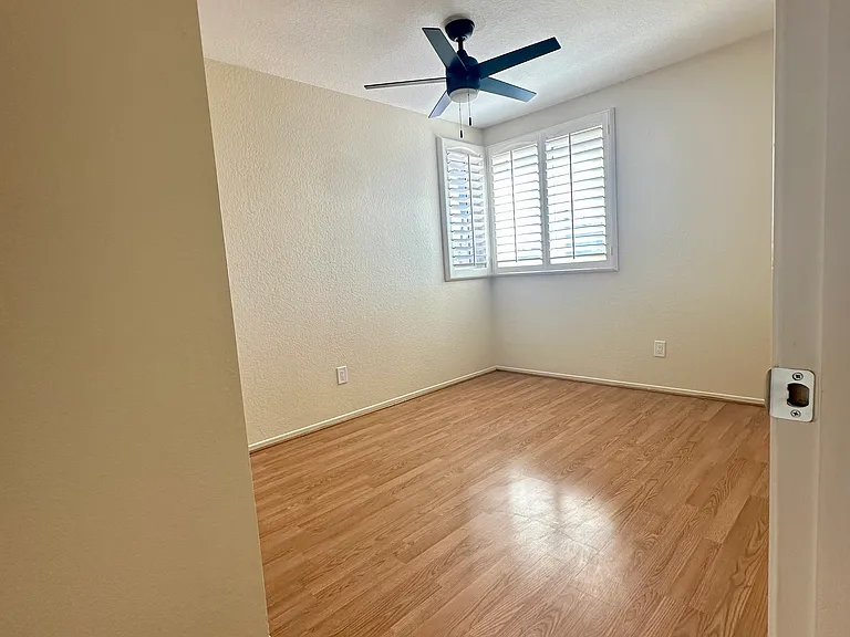 11875 Landbreeze Way — Photo 20