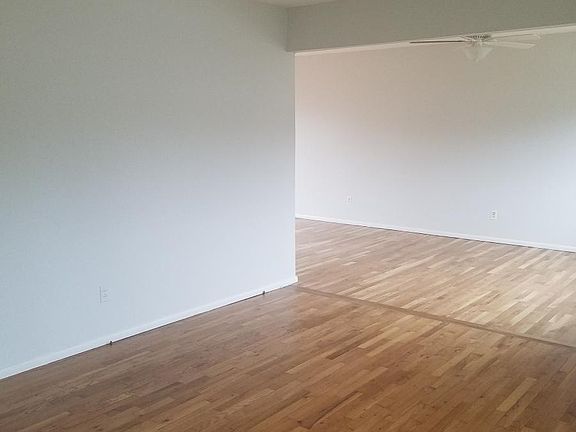2nd image of 1002 Mercer Dr
