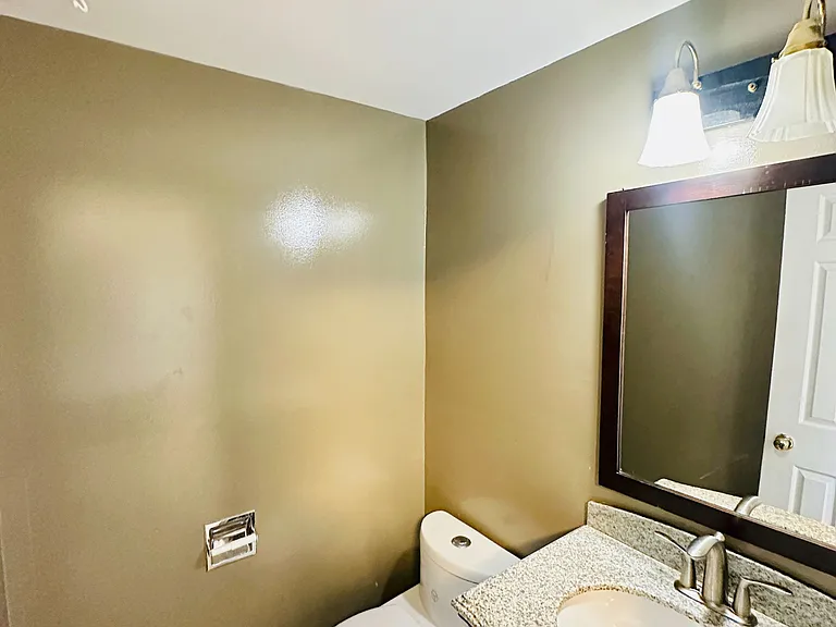 52 Moffatt Ave — Photo 14