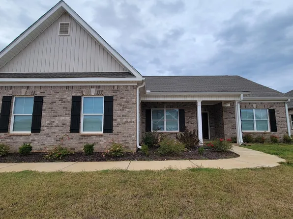 20319 Brook Valley Dr, Athens, AL 35611