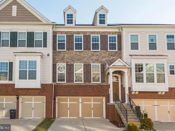 25442 Hopton House Ter, Chantilly, VA 20152