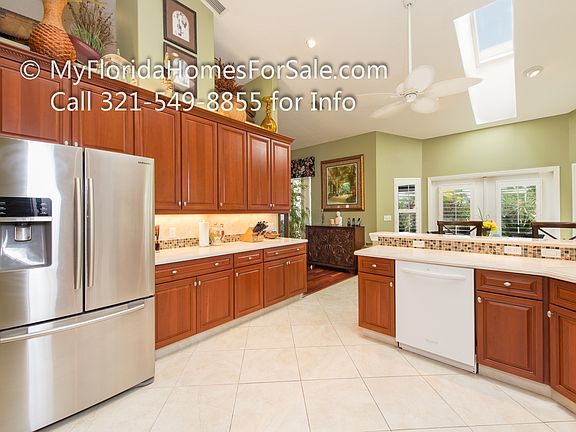 4th image of 742 Spanish Cove Dr