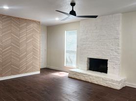 6905 Argonne Forest Cv