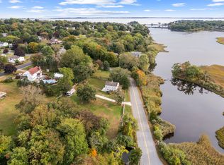 222 Brook St, Groton, CT 06340