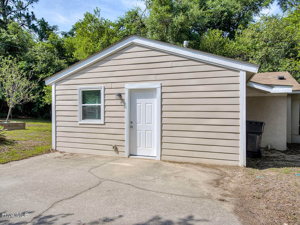 1st image of 2107 Faircrest Ave #B