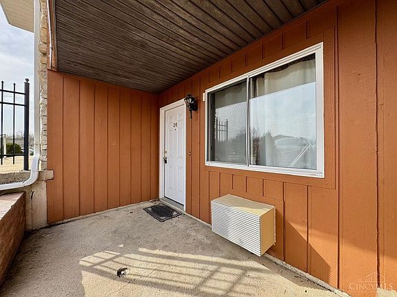 4th image of 5350 Camelot Dr APT 26