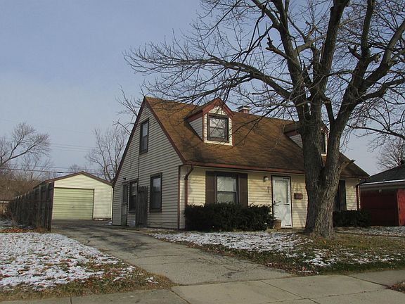 2nd image of 2465 Lehigh Pl