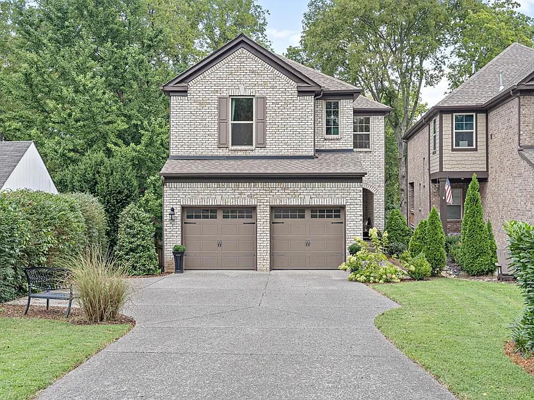 138 Haverford Dr — Photo 26