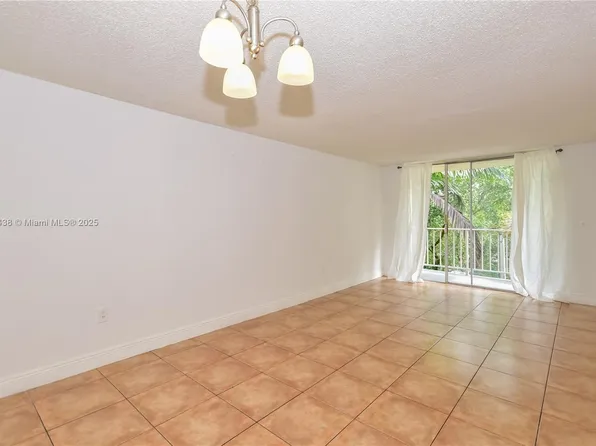 1805 Sans Souci Blvd APT 407, North Miami, FL 33181