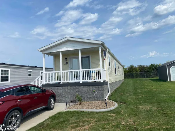 1500 E Linden Dr Lot 113, Mount Pleasant, IA 52641