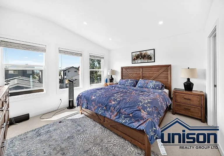 47 N Evanspark Rd NW — Photo 33