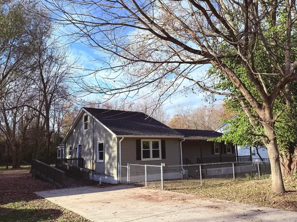 407 Newton St, Midway, KY 40347