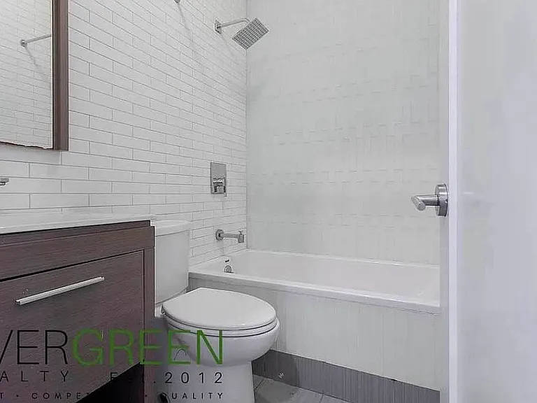 26 Covert St #2F — Photo 5