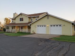 1020-22 Susan Ln, Ramona, CA 92065