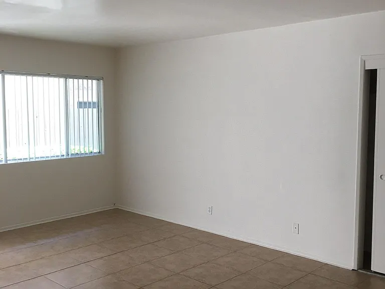 1331 Berkeley St #3 — Photo 7