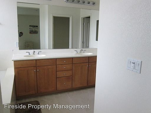 2nd image of 405 Rayos Del Sol Dr