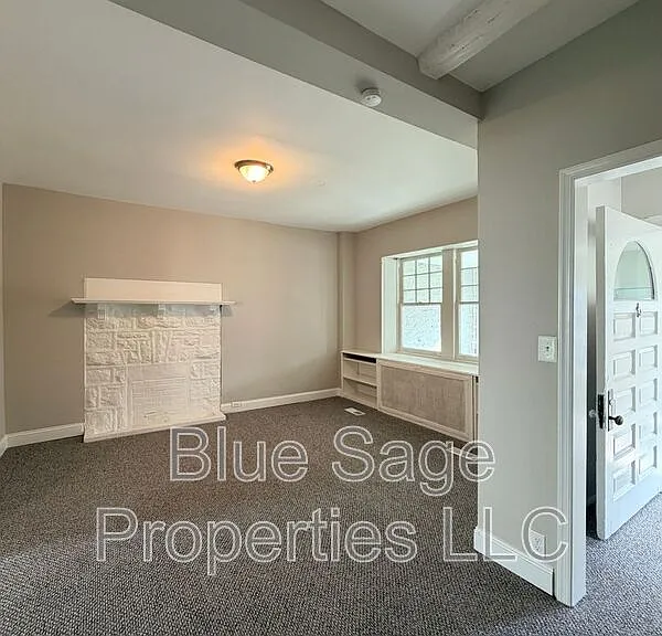 900-902 Church Ln #902 CHURCH LN — Photo 5