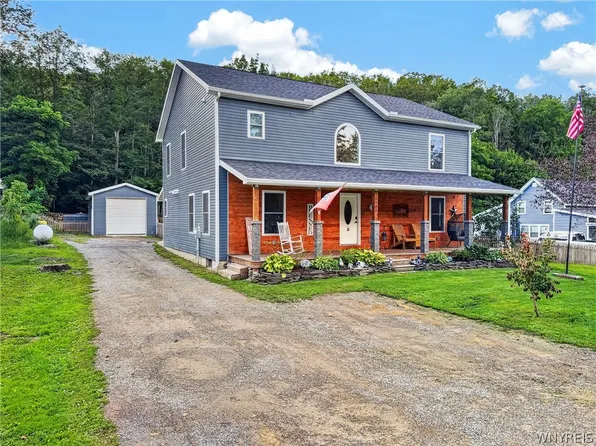 4008 Dutton Rd, Silver Springs, NY 14550