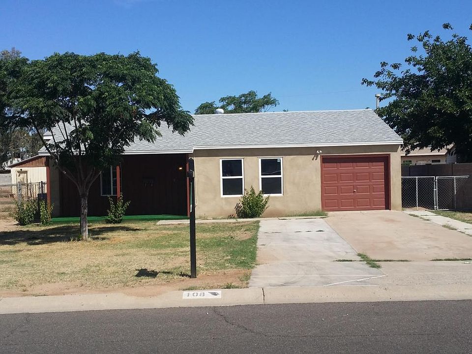 2nd image of 108 E Las Flores Ave