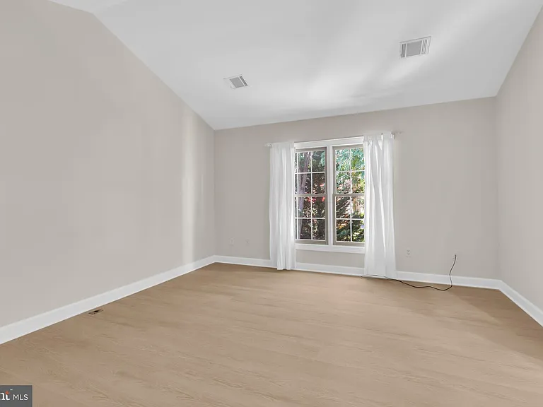 9902 Michael Schar Ct — Photo 21