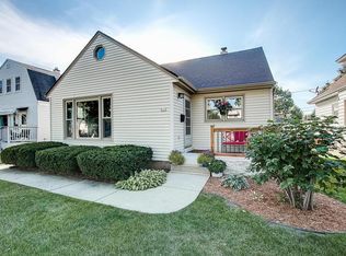 811 S 93rd St, West Allis, WI 53214