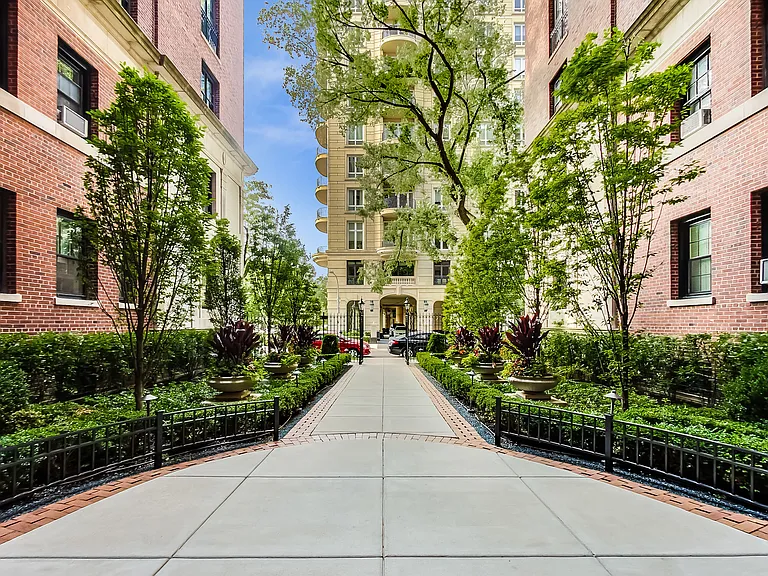 400 W Deming Pl #7K — Photo 45